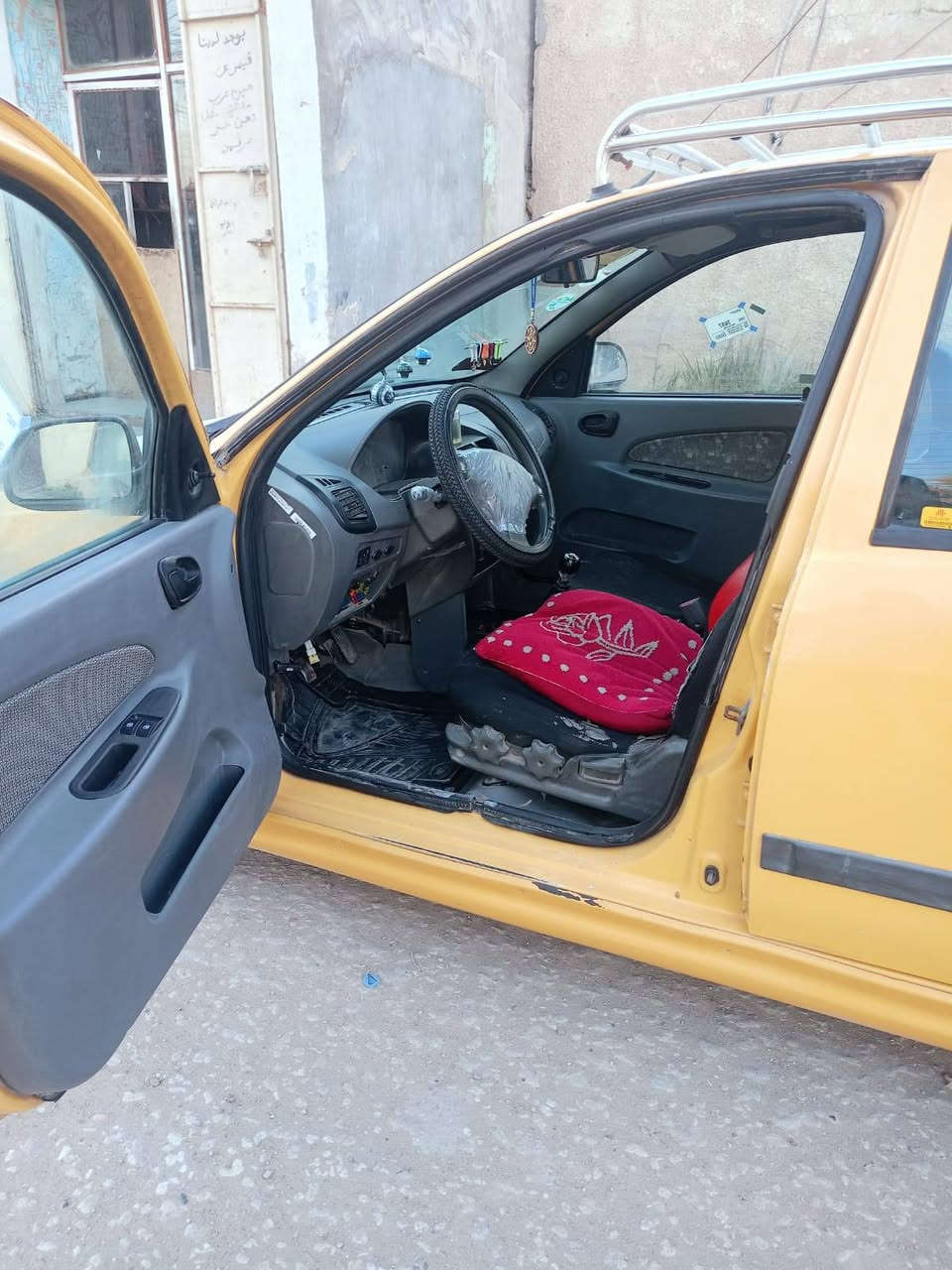 بيع سريع أسعر 👈👈(                   29                     )            اقرا المنشور قبل ما تخابر ))
يا الله ( طيبه ) موديل ( 2015 ) رقم ( بغداد  ) (سنويه مجدده لل 28)
( تحويل مباشر )((مصفره هيئه وغرامات)) ((  نقوصات السياره الروله بيها صوت الباب خلف العبري عكس السائق بيها بارد والجاملغ الامامي الايسر مبدل بدون ضربه اثر خياس))) (مكينه جديده) 
( كير  جديد 👍 ) 
 (  تخم تاير ) ( الحداديه جديده) ( ترايك وين ميعجبك )( بور ستيرن جديد )
( سياره  بلاديه ) (  شواصي  بلاد))((سيستم سماعات مع مضخمات))
أسعر👈👈(                   29             )مكاني     ///حله  بابل محاويل قرب كراج المحاويل/// رقم الهاتف/(***********))((***********))
