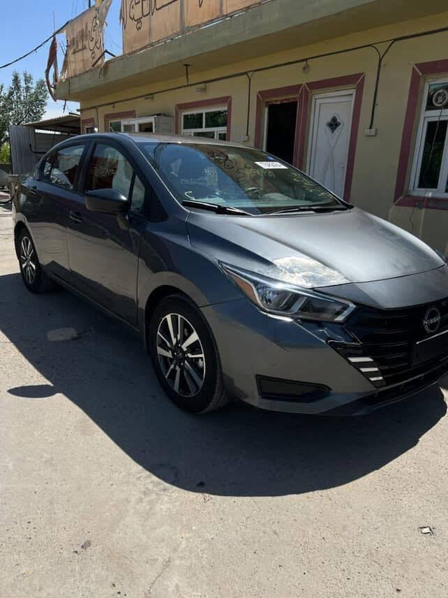 نيسان فيرسا 2024 للبيع الحادث موضح بالصور بدون تبديل اي قطعه السياره ماشيه 8 الف فقط السعر مناسب اي استفسار ***********

