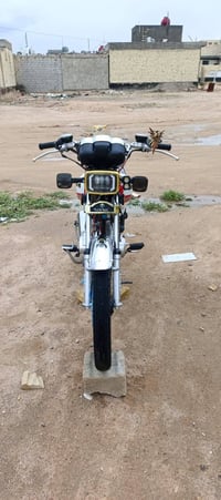 اربعة كير للبيع  مكينة /ما مفتوحة كهربايات/شغالة  السعر /750 وبيهة مجا...