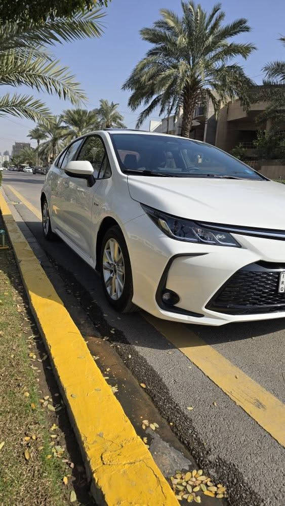 سلام عليكم  
للتواصل *********** 

للبيع كورلا هايبرد ٢٠٢٥  شكل خليجي ماشيه ٤٠٠٠ فقط سياره كفاله عامه بحالة الشركه  رقم بغداد بأسمي تحويل ثاني يوم السعر ١٥٨ ورقه 
مكاني بغداد الكرخ 
للاستفسار اتصال *********** بغداد, العراق
