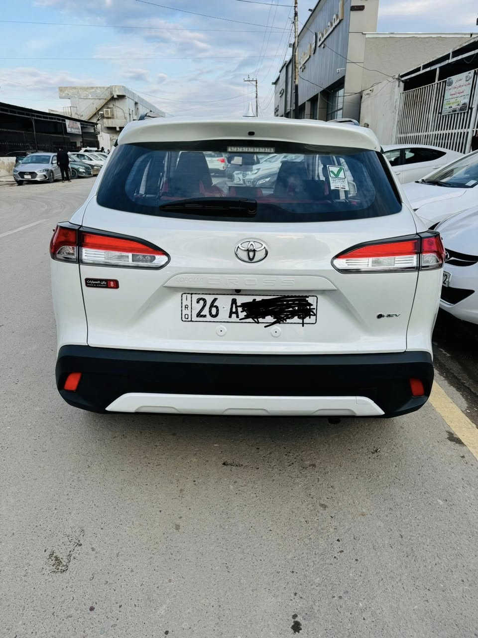 السلام عليكم من رخصة الادمن عندي كورلا كروس تجميع للبيع فول مواصفات داخل احمر .كلين السياره ماشيه 4500سعرها 178 .***********
