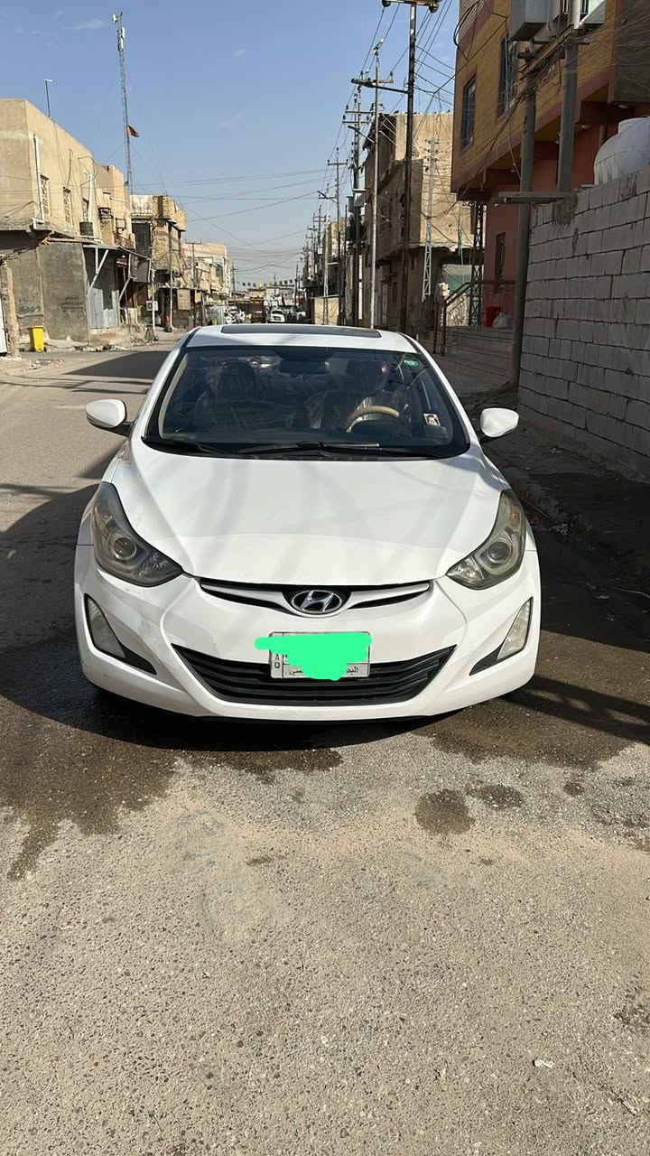 لسلام عليكم سياره لبيع مديل16 سياره بيه مدكر مبدل وبيه بارد كد شبر بصندوك كفاله رقم بصره بسمي  سعر125
رقمي ‭0778 119 5512‬
