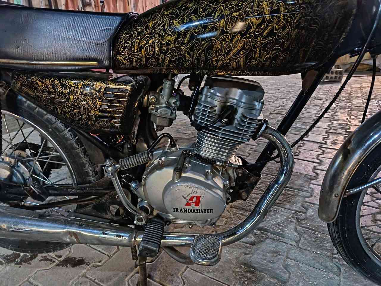 السلام عليكم ورحمه الله وبركاته 

للبيع :دراجه 4كير رابيدو اوراق اصولي لون الدراجه احمر بلاوراق موديل 2018 السعر 450 وبيها مجال 
غير متواجد على الفيس 
للاتصال ***********
