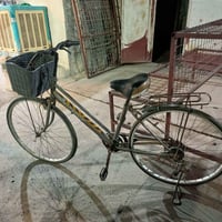 عندي باسكل حجم 27.5 رايدة 75الف بي مجال مكاني المكاسب رقمي 07814468030