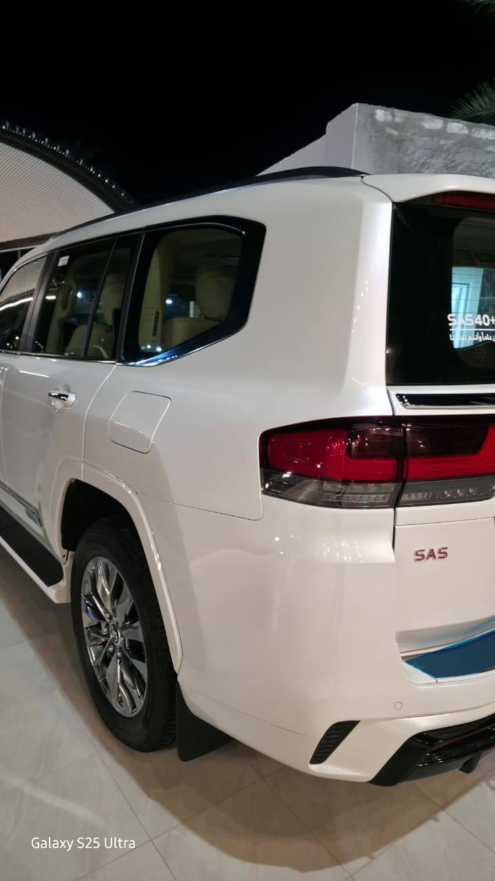 السلام عليكم
للبيع فقط 

لاندكروز VX لمتدد 2024

شركة ساز /رقم سليمانيه 

ماشيه 10 الف كم بعدها بلضمان 

السيارة كفاله عامه ع وضع الشركة 

مكان السيارة بابل 

الاتصال /‬‭***********
