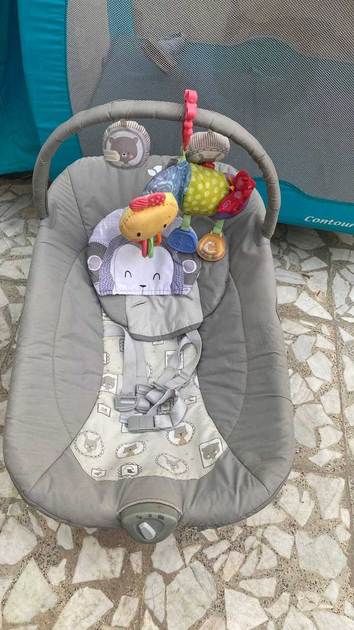 السلام عليكم اغراض للبيع اغراض نضيفات تجون وتشوفون بعينكم كاروك هوه او ملحقاته الكرسي سياره او هزاز طفل 👶 او غربي مال طفل اوتي جديد يخبل نجف حي السلام واتساب أو خاص ***********
