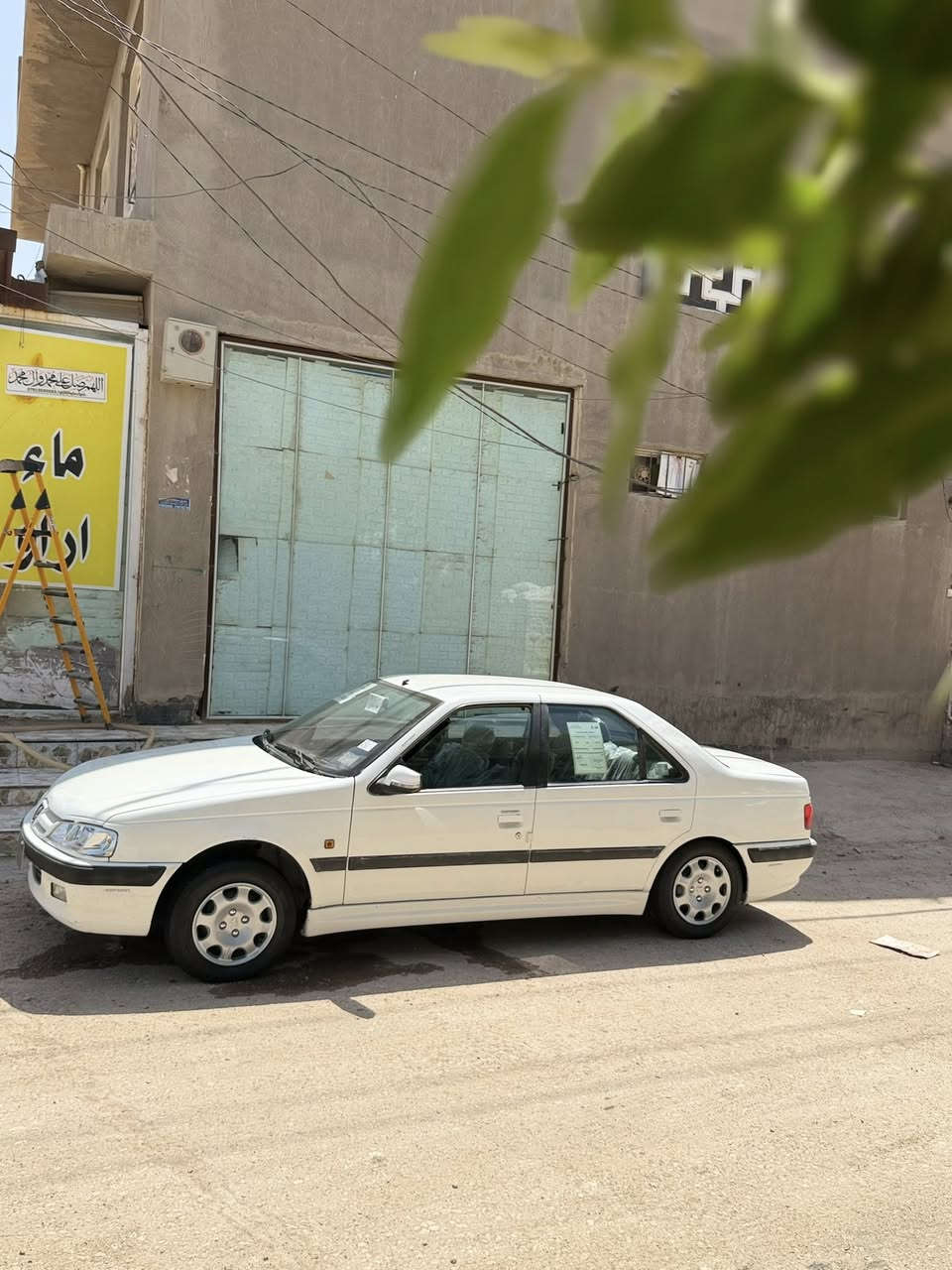 سلام عليكم بيجو بارص موديل 2014سياره مكفوله من صبغ وتبديل وضربه وبارد سياره جديده معايزه اي شي كير مكينه حديديه تبريد كهربائيات كله جديد سياره مال جناي سنويه مجدده ال2027.   رقم قادسيه مشروع وطني   السعرررر44وبيع مجال حك الجيه ***********
