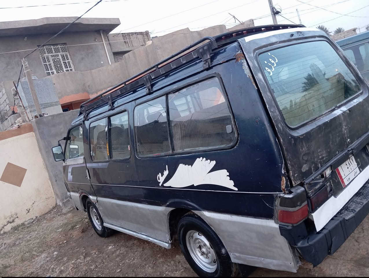 السلام عليكم كيا بسته موديل1993كير ومحرك خير من الله سنويه ل2027شهر7السعر 32وبيه مجال الشراي يتصل***********
