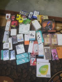 اكسسوارات • شواحن • اكثر من ٣٠٠ كفر