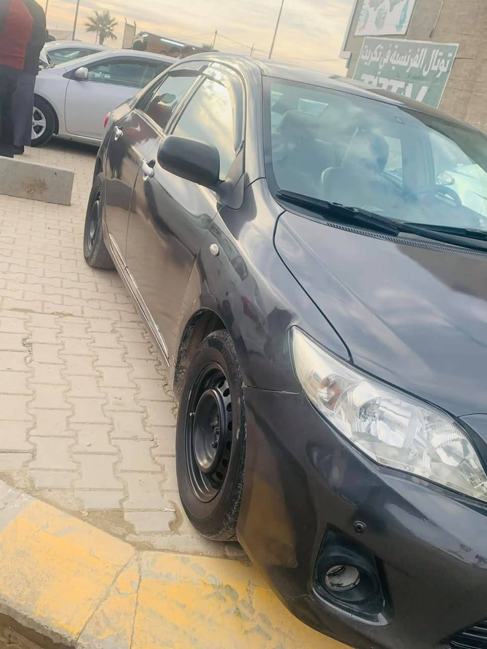 السلام عليكم كورله مديل 2013 مصبوقه عام بدون دواخل السياره خليجي كير محرك تبريد السياره حلوه المكان صلاح دين تكريت الستفسار
***********
