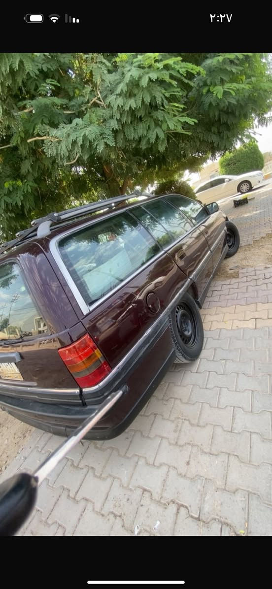 السلام عليكم 
للبيع أوبل موديل 1992 رقم أنبار مشروع وطني 
كير ومحرك مكفولات 
السعر : 42 ورقه وبيه مجال 
العنوان : الأنبار - الصقلاوية 
رقم ***********
مكلف بالنشر
