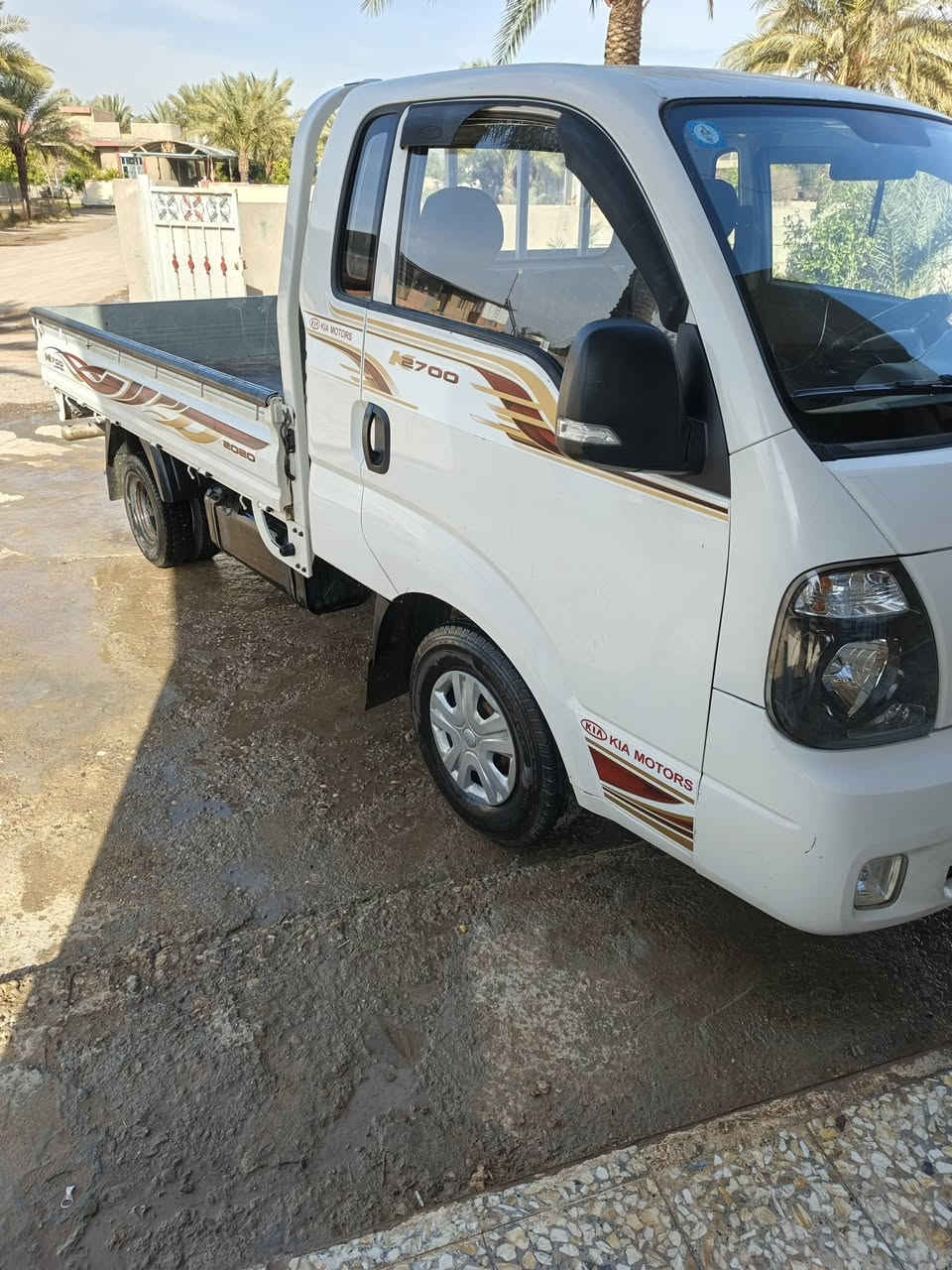 سلام عليكم كيا موديل ٢٠٢٠ لبيع رقم بغداد تحويل ثاني يوم السعر ١٣٥ وبيها مجال قليل لاستفسار لاتصال ع الرقم ***********
