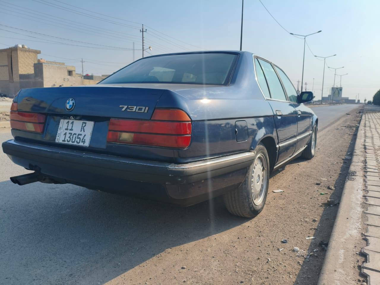 السلام عليكم...730 ..8سلندر موديل 92 محرك كير جدد صدر امامي خلفي جديد تبريد شغال رقم بغداد بسمي السعر 52وبي مجال بسيط للستفسار*********** مكان السيارة بغداد
