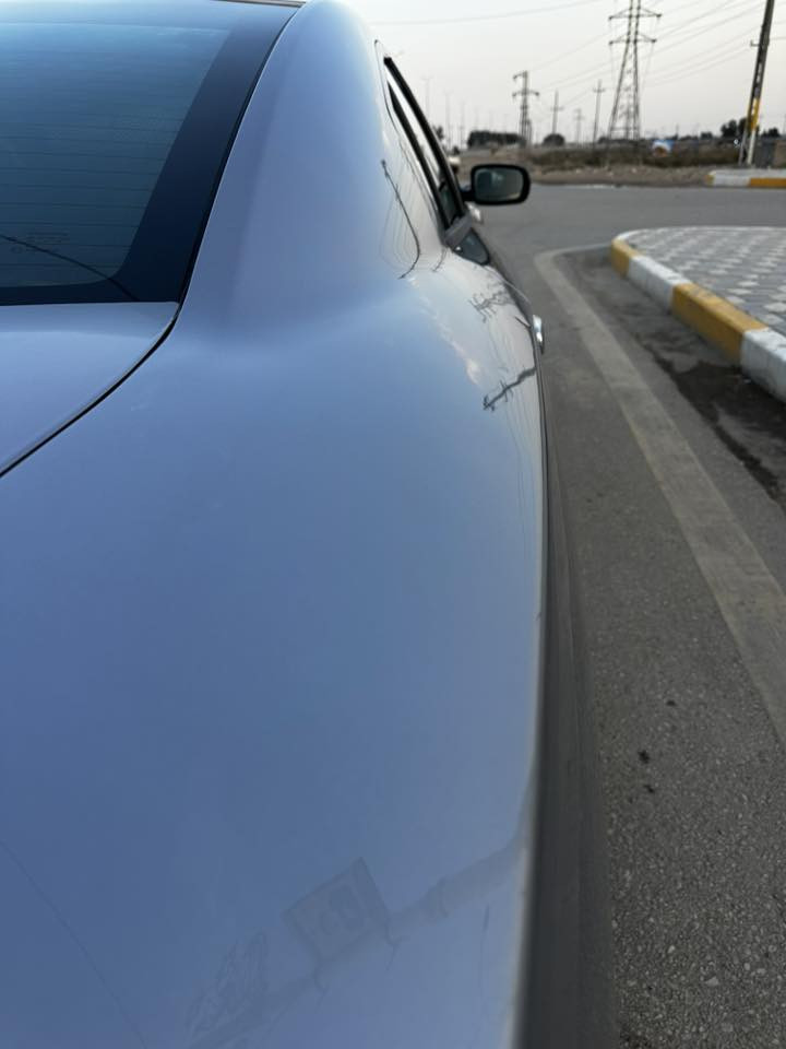 السلام عليكم جارجر موديل 2014 لون سلفر مواصفات اعتيادة محرك 6 سلندر 3600 جديد هسه توني شادة اضافه منظومة غاز جديدة وعليها ادامة كاملة وجاهزه من كلشي رقم بصرة تحويل مباشر السيارة بدون حادث بيها رش كلير قبق الجنطة وفتح الجاملغ الامامي الايسر والباقي مكفول وبقية الموصافات معروفه وواضحه بالصور السعر 160وبيه مجال مكاني سيارة ناصريه الفهود ***********/.       وتساب و تصال ***********
