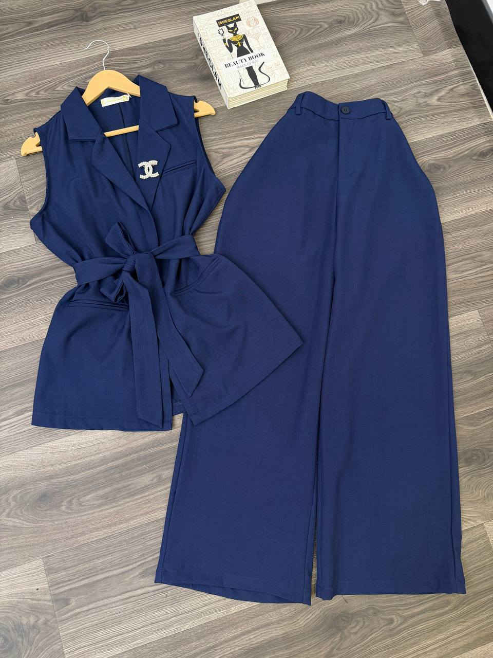 السعر 28 الف 

🌸طقم قطعتين نيكول كولتي عالي 

القياسات- 38 40 _42-44-46-48

توصيل 5 لجميع محافظات العراق 🚛


**إذا كنت صاحب هذا الإعلان وتريد حذفه لأي سبب، رجاءا أرسل رسالة إلى الدعم الفني**