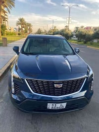 سيارة كاديلاك Xt4 نظام دفع رباعي AWD  4 سلندر  أبل كار بلاي  مقاعد جلد...