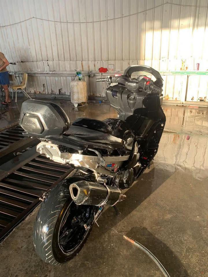 سلام عليكم تي ماكس 11مال لعب اشتريتها وطفت عندي دراجه على حطتها ابيع كوم حديد…السعر اتصل ‭

‭٠٧٧٣ ١٥٣ ٦٦٥٧‬
