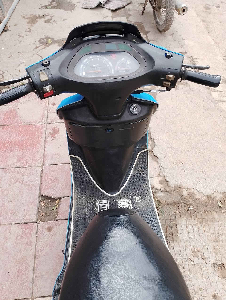 لبيع صارله سبوعين طلعه من وكيل فراشه مال حاويه هندر سلف مكينه ماكس مامفتوح شلعه ومعدل خير من الله كهربائيات كامله ماعيزه برغيي 
زوج زنون بيه وره بباي 
مكان نجف جديدات
***********
