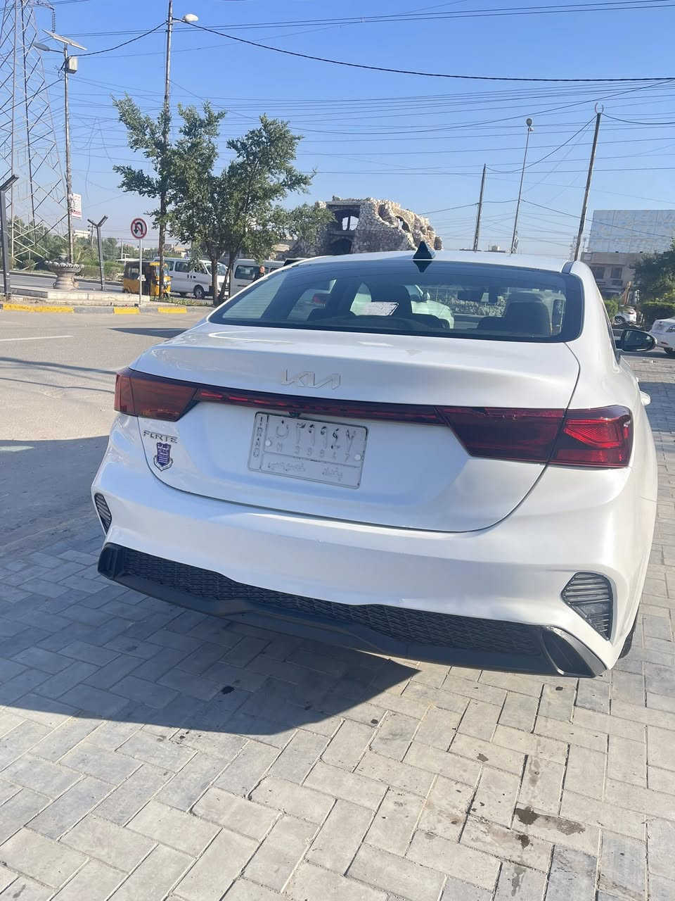 فورتي موديل 22 بغداد بيه جاملغ وبنيد حادثه صطحي من فوك البنيد مابيه اي نقص السعر 15000 الف دولار عنوان الغزاليه التصال ***********
