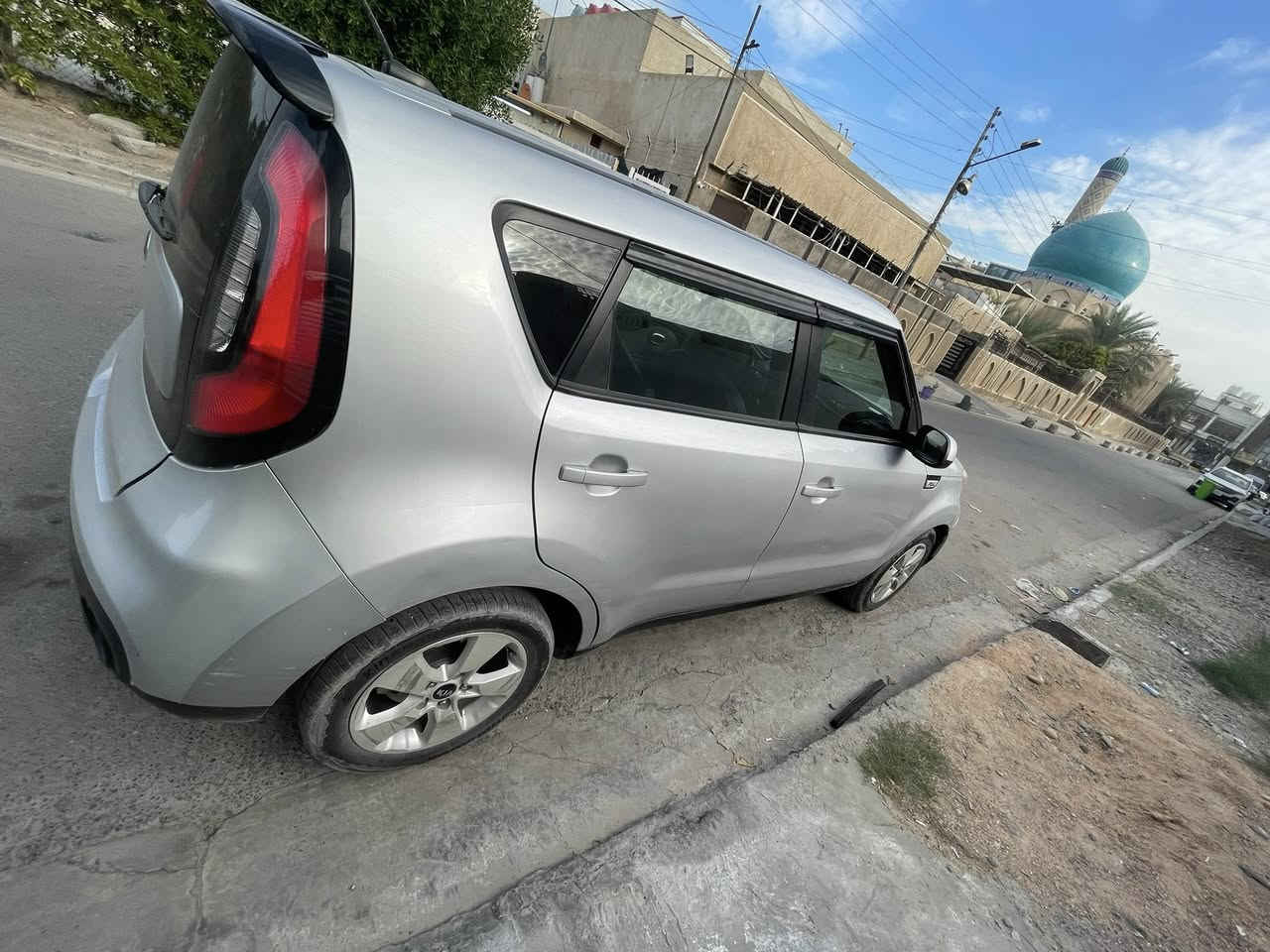 سلام عليكم 
صول للبيع او مراوس
مديل 2018
حادث مرفق بل صور
جديده معنى الكلمه 
بجم كبس جاهزه من كل النواحي
برغي مابيه نقص 
صدر امامي وخلفي كله جديده
تخم تايرات جدد
ماشيه تقريباً فوق100
 مكانه بغداد
الاتصال ***********
