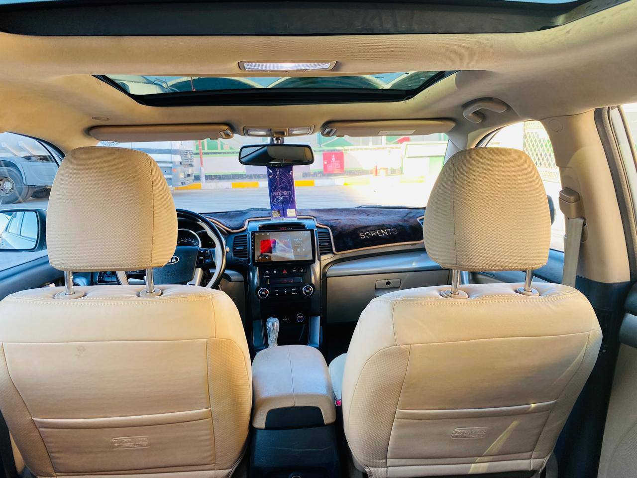 للبيع سورنتو 2013 رقم اربيل خليجي 
مكفوله محرك دوش المرغوب بنراما تحكام ستيرن قفل سرعه سبعه راكب 3 قطع تبريد سياره جديد كير محرك مكفولات المكان الفلوجه السعر 155 وبيهه مجال 
الاستفسار ع هاذ الرقم 
***********
***********
