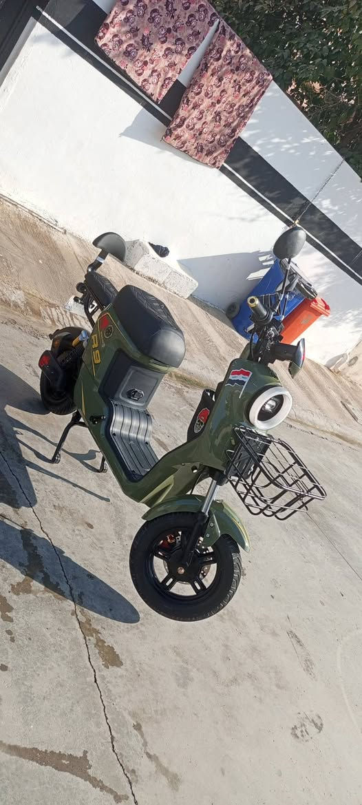 سلام عليكم باسكيل شحن R9  2026من شركه ولي كوريا مار 5بطاريات 32امبير بي نضام بك رجوع  للخلف اربع سرع سرعته 109 حقيقي 60 باسكيل حيل نضيف مستعمل شهرين يعني اخو الجديد السعر المطلوب 550 أو بي مجال حك الجيه مكان كركوك الفيلق للاستفسار الاتصال ***********
