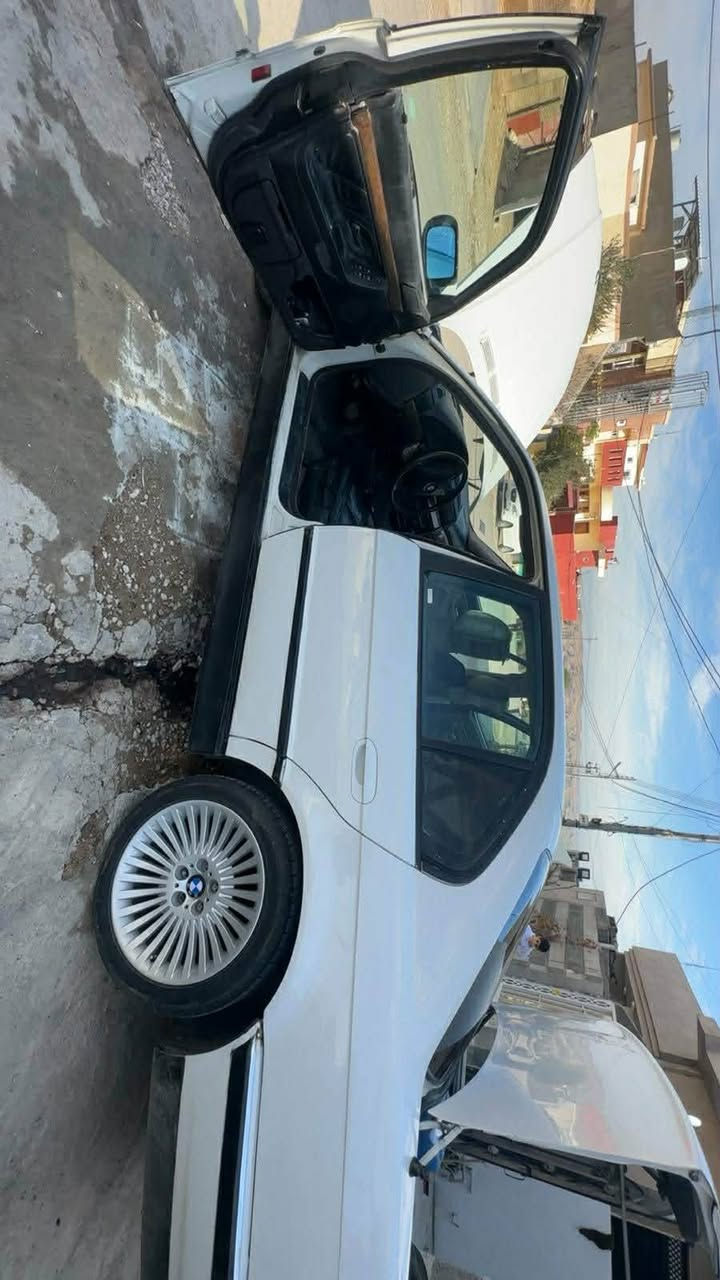 بی ئیم مودیل 1997  v8  كير مكينة  شرت  لا دعم  تبریت شغال تایرات جدید رقم موصل  سنويه جديد  سعر 65 وره قه  مكان عقرة رقم  موبايل ***********

