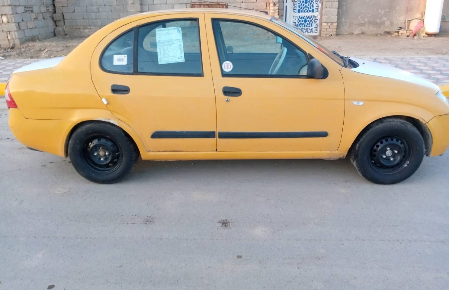 السلام عليكم طيبة موديل 2015 مصبوغه حزام بيه بارد بالجاملغ الخلفي وبيه طخه بالجاملغ الثاني مبين بالصورة سنوية لل27 تحويل مباشر السيارة تخم تاير كامل جديد وباتري وحاساسات وقوايش حتى بريشر جديد مكينه لا تنقص ولا تبخر وكير مابيهن شيء  تبريد تدفىء شغاله سعره ب33 مصفرة هيئة وغرامات بيه مجال بسيط مكانه كوت قضاء الحي  رقم ***********
