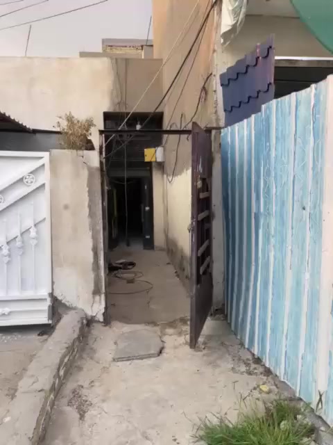 دار للبيع مساحته ٣١م السعر ٨٥ العنوان حي العامل مقابيل مول الحياة اي استفسار الاتصال ع الارقام التاليه 
***********
***********
