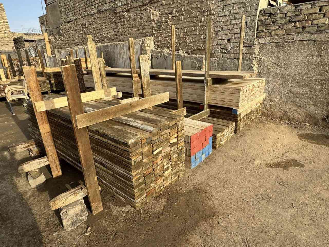 قالب خشب روسي انج تارس نظيف
العدد 6    مكعبات    للبيع

العنوان حله شارع 80 قرب مطعم ثابت 

الهاتف *********** - ***********
