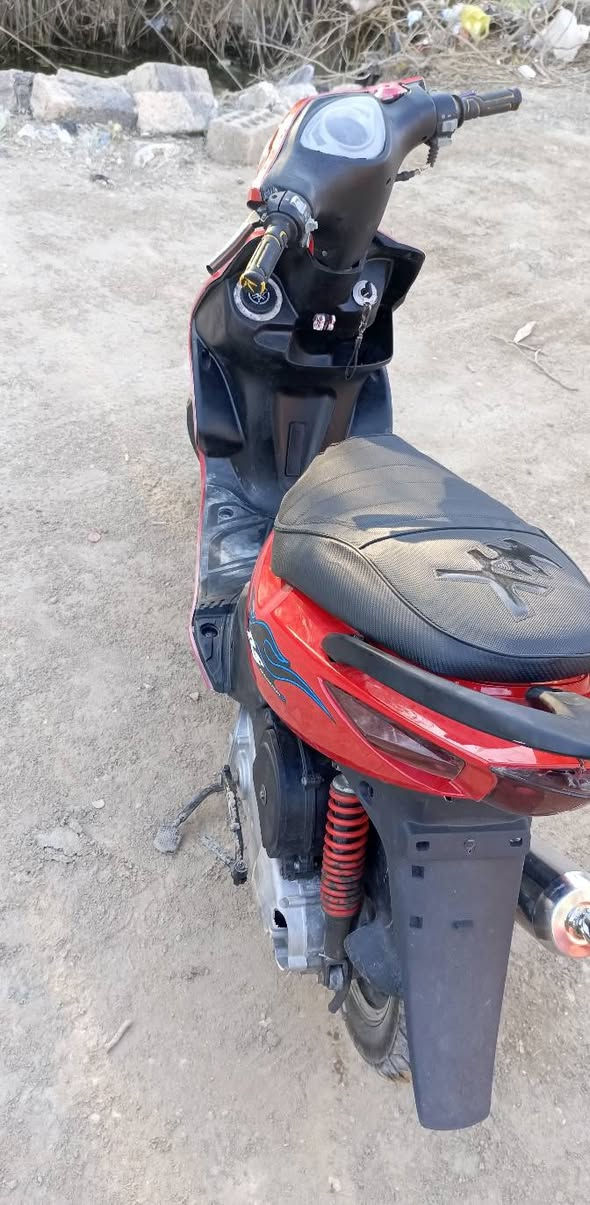 السلام عليكم
الدراجة للبيع السعر ( 325 الاف ) وبيها 
ماكس مضلع
بوشة 55 سلف 55 رياضي
كلجات رياضي
صدر رياضي
الكهربائيات مگطعة لان جانت محجوزة
المكان : كربلاء المقدسة
الرقم : *********** اتصال او مراسله
ماتشتري لاتعبني رجاءٍ
