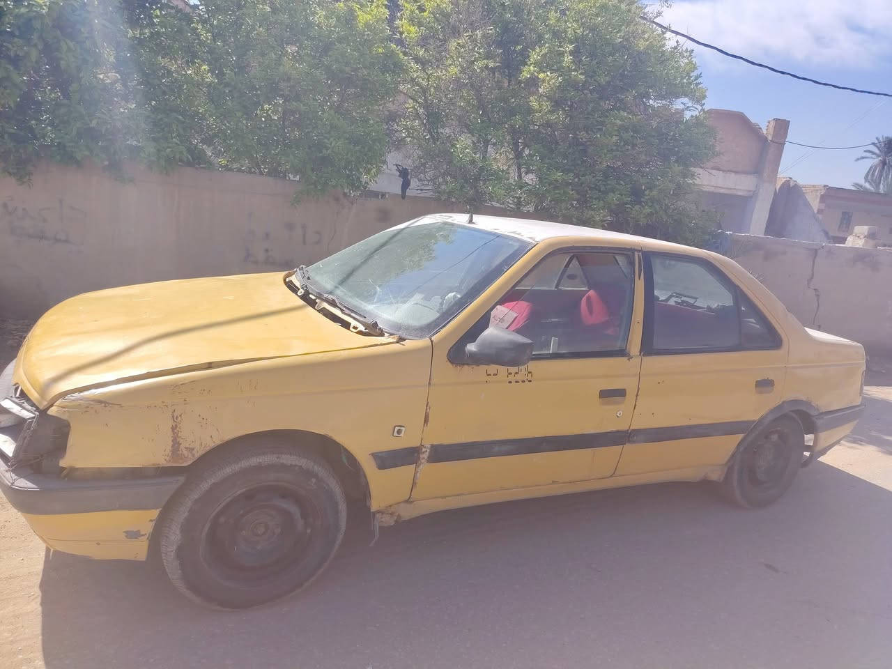 سلام عليكم بيجو 405مديل 10محور كير ومكينه كورله رقم نجف تخم تاير جديد باتري جديد تبريد شغال السعر 25وبيه مجال مكاني بابل قرب المعارض طريق النجف ***********
