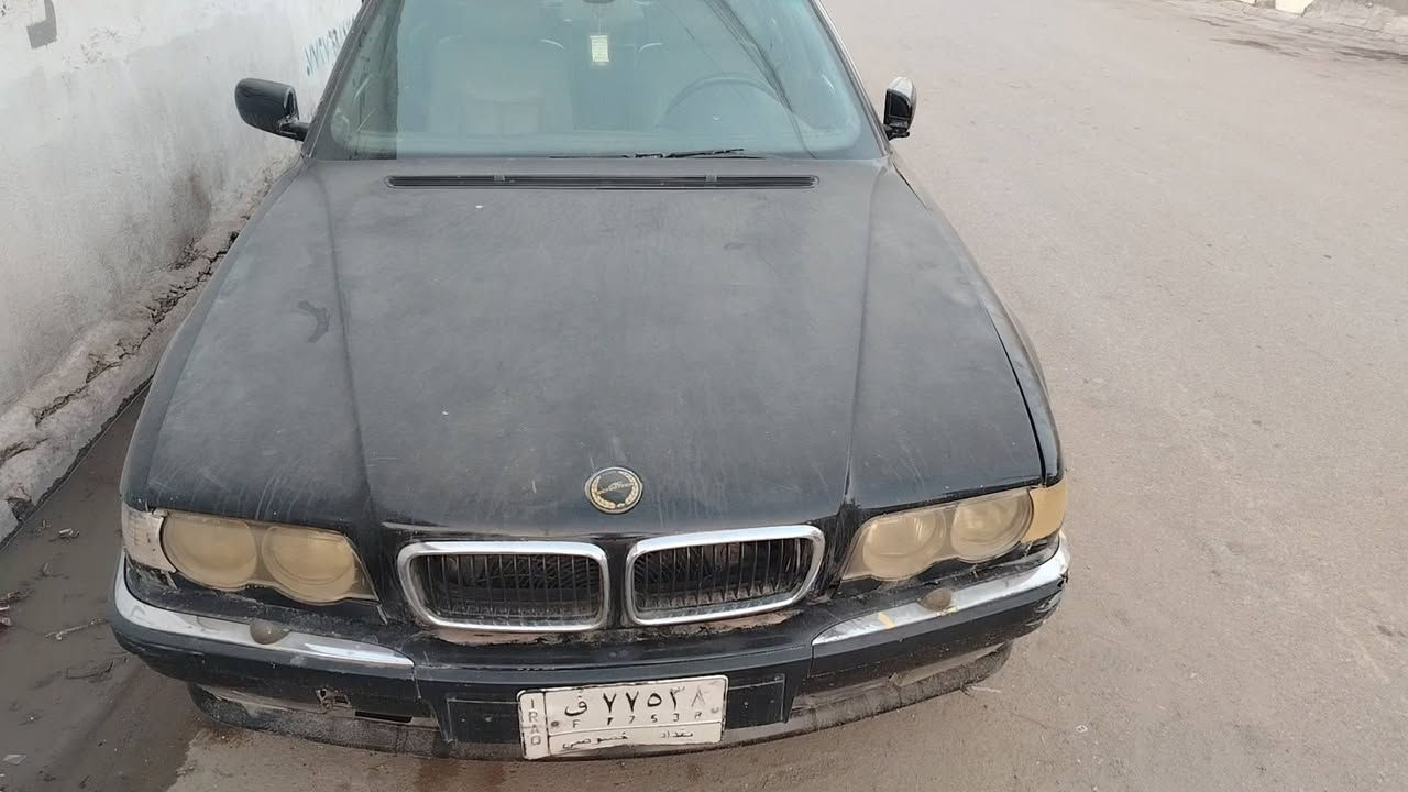 خفاش 740 موديل 95 محدثه 2000 رقم بغداد طرف ثالث مكينة وكير مكفولات كير تمساح غرفه جلد كهربائيات كلها شغاله بدون حادث السعر ٣٧ بكان بغداد الحبيبيه قرب ساحت الحمزه رقم ***********
