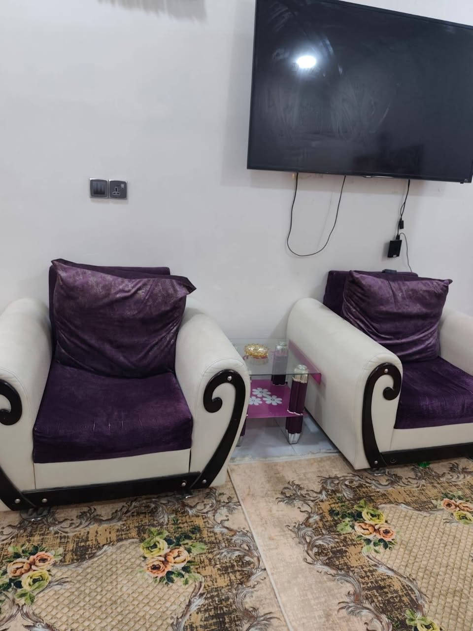 سلام عليكم عندي هذه جربايه نفر عدد2 والنفرين مع دوشك كلهن شغل توصى صاج وتخم قنفات كلمن وسعره مع الطلبات.
للاتصال *********** واتساب بي عنوان بغداد الدوره
