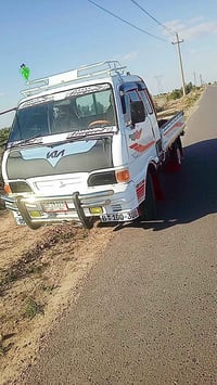 من رخصه ابو الجروب المحترم كيا بنج و للبيع موديل 95 جير مكينه وصدر رقم...