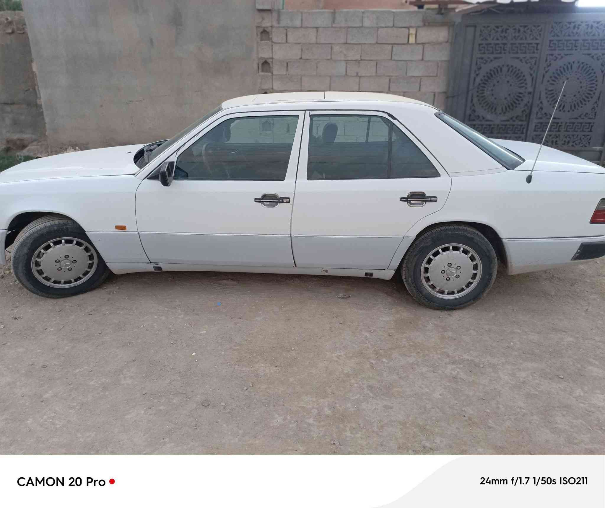 السلام عليكم مارسدس دب للبيع موديل 87رقم بغداد دولي مكينه وكير 3000شرط لاتنقيص ولاتبخير كفاله تبريد ثلج كهربائيات كلها شغاله والكشر شوف العين دواخلها حلوه مكاني ذي قار قضاء النصر السعر 57وبيها مجال رقم الهاتف ***********اتصل وتدلل
