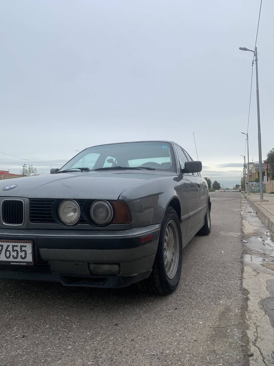 السلام عليكم للبيع BMW
حجم 520 موديل 1989 محرك وكير وتحويل كلها ابشرط 
السياره عليها ادامه كامله اترايك وين متريد السياره بدون ضرر فقط صبغ جماليه صبغها جديد غرفه نضافتها 90‎%‎ وايرمنيتها كلها شغاله السياره شغل وطلع كلشي ميعوزها السياره متعوب عليها السعر 52 وبيها مجال للستفسار اكثر 
***********
