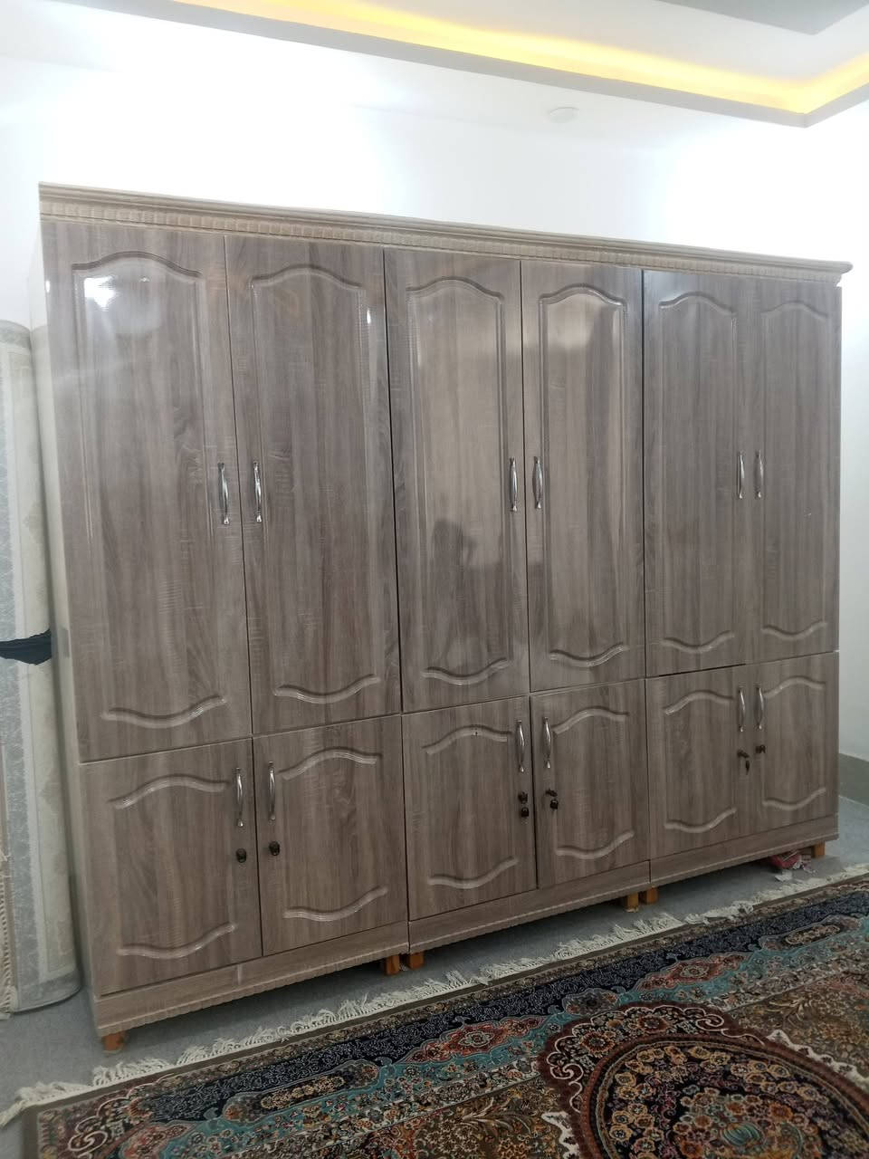 معرەزیکی 3مەتر دەستکرد لۆک بۆفرۆشتن 220هەزار
***********
