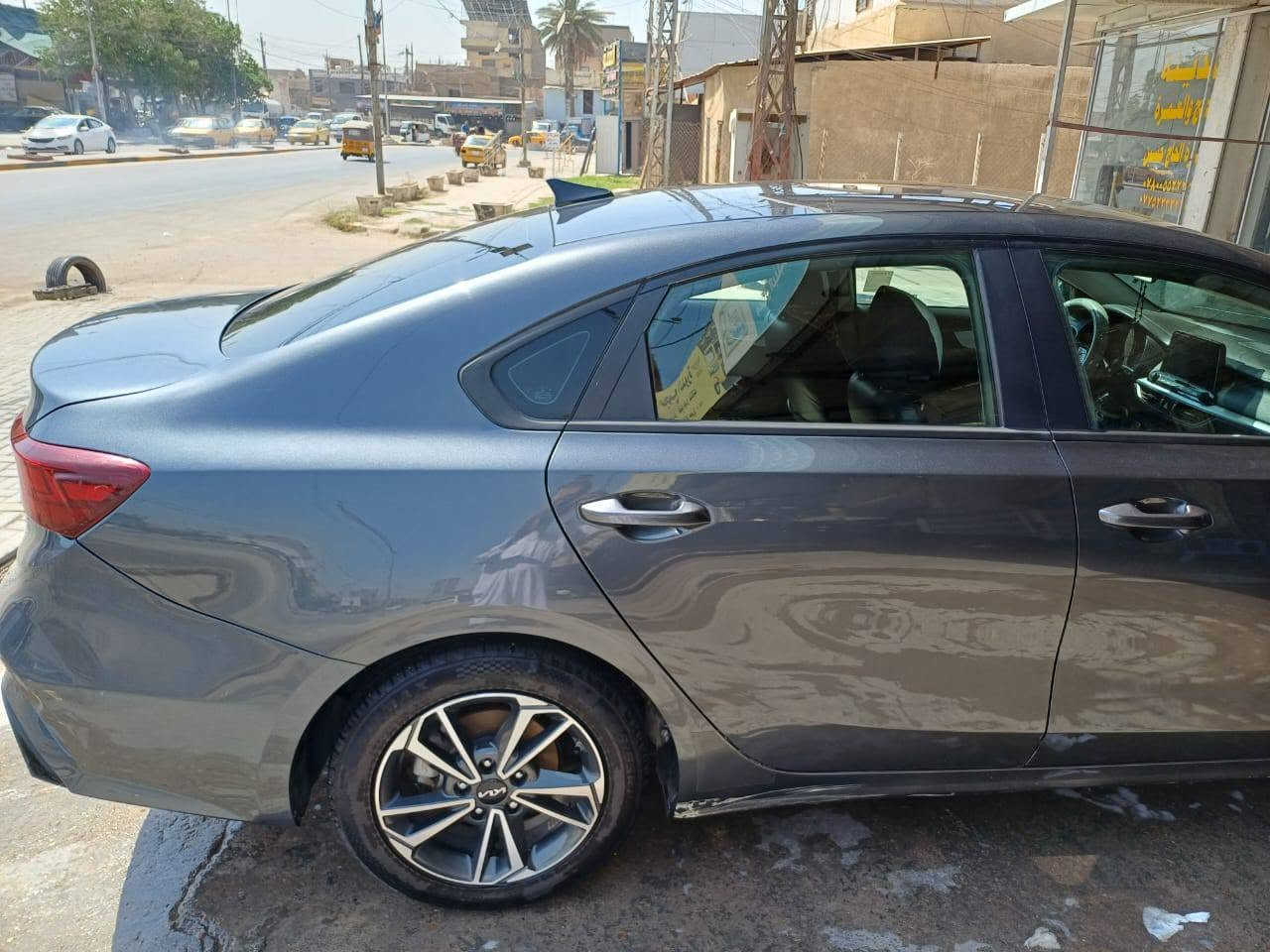 السلام عليكم
كيا فورتي 2024للبيع 
لسيارة نص مواصفات
(شاشة+كامرة دوارة+رادارات) 
محركهة 2000دوش 
حادث لسيارة
قبق جنطة و موضع لحادث بل صور
للتواصل و للاستفسار
***********
