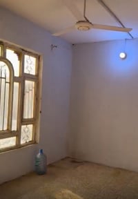 الطوبه والنخيله • شقة درج • غرفتين