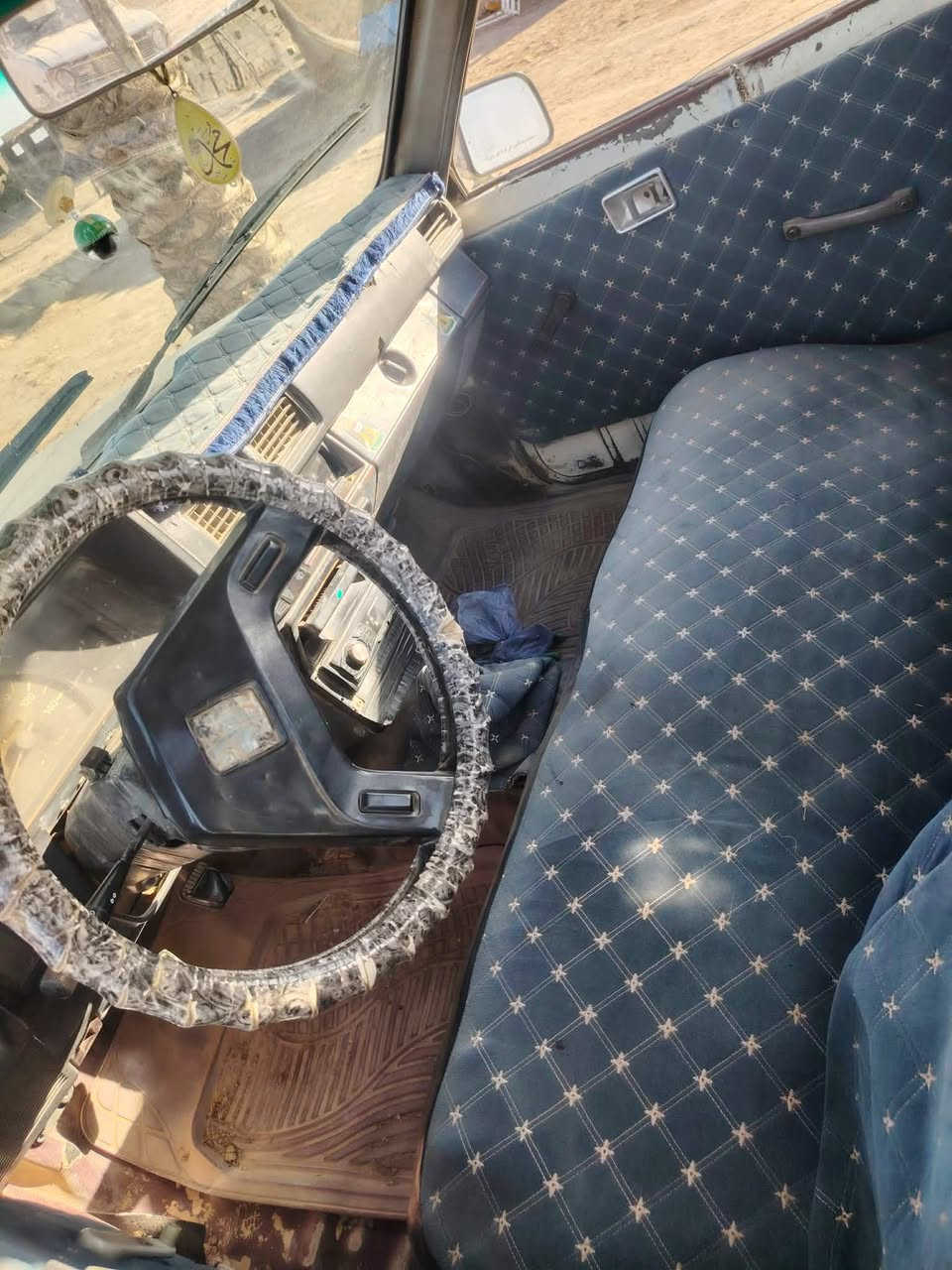 السلام عليكم سياره للبيع 85نضيفه شرط كير ومحرك واكسل رقم دولي كركوك فقط لحيم شويه بل شاصي والكشر شوف العين يبري الضمه مكان صلاح الدين قضاء العلم قريه المعيبدي سياره مشاالله شخاطه للتواصل ***********
