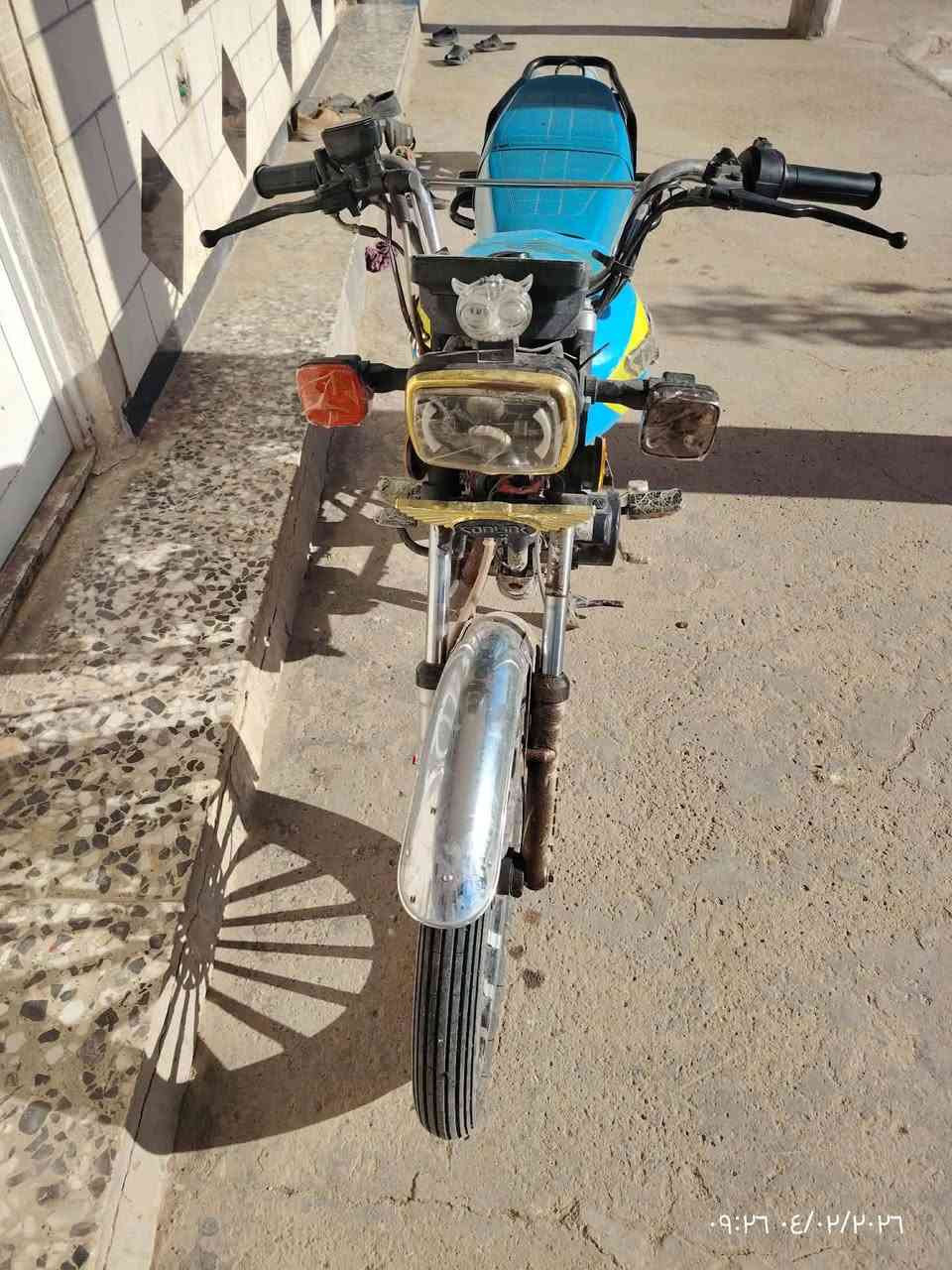 بسم الله الرحمن الرحيم
السلام عليكم ورحمة الله وبركاتة دراجه للبيع موديل 2024 مكفوله كفالة عامه بييع مستعجل سعر 600بيه مجال توصل عبر رقم الهاتف ***********بيه واتساب
