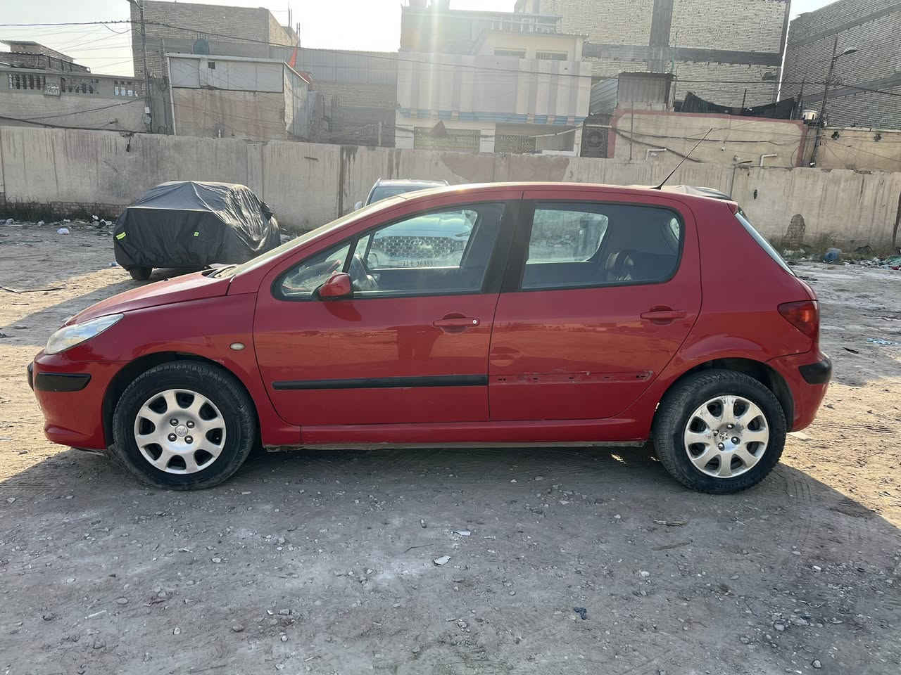 بيجو 307 موديل 2006 السيارة كير ومحرك جديدات السيارة بأسمي تحويل ثاني يوم السيارة اوتو بيها شوية تكحيل والجامة مفطرة المكان بغداد المدينة السعر 55 ورقة الاتصال ***********
