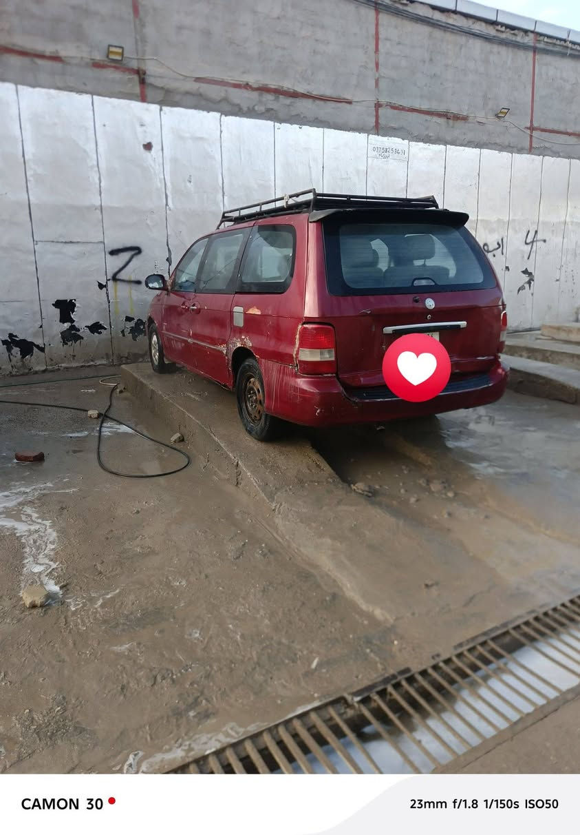 سياره سيدونا 2005  محرك جديد يردله شويه ترتيب السياره معدل يخبل رقم كربلاء بسمي السعر 55  وبيه مجال حك الجيه ‏‪***********‬‏‏
