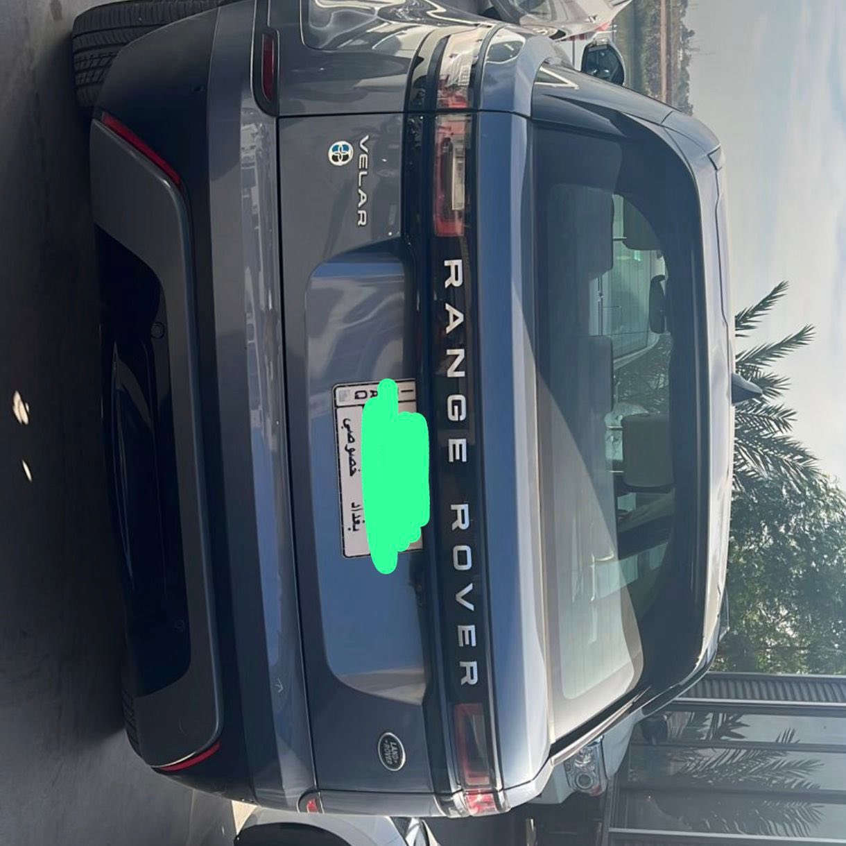 السلام عليكم
رانج روفر وكالة سردار موديل 2020 فول مواصفات  للاخير ماشية 60 الف كيلو متر مكفولة من كلشي السيارة جديدة ونضيفة لاخر حباية لون بحري رقم بغداد سعرهه 410 ورقة 41000 الف دولار مكانهه اليرموك 
للاتصال ***********
