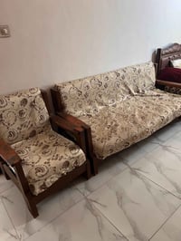 قنفات • كراسي جلوس • اثاث • ديوانيات • جلسات عربية • مفروشات