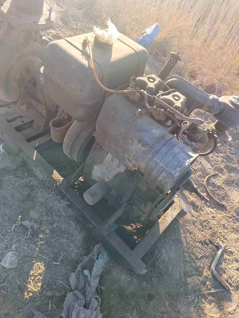 ماطور دويز 2بستم شغال خنزيره 5&5 للبيع مكاني بابل جبله مع صونده 10متر 
***********
