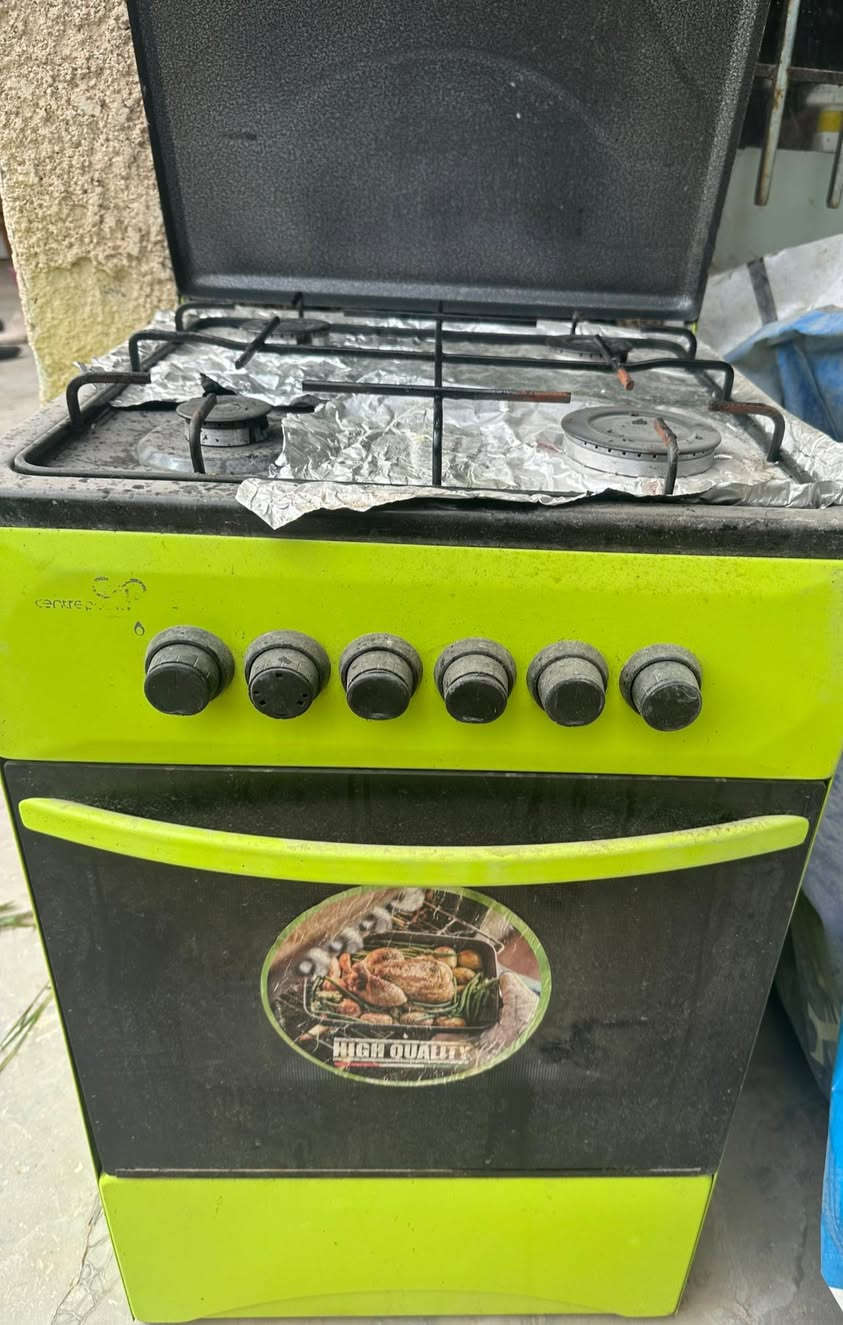 لسلام عليكم طباخين مستعملات نظافه 95‎%‎ وثلاجه صغير بابين مال غرفة او محل جداً 100‎%‎  نظيفه غراض بيت وليس بيع وشراء


**إذا كنت صاحب هذا الإعلان وتريد حذفه لأي سبب، رجاءا أرسل رسالة إلى الدعم الفني**