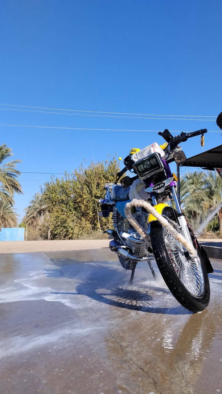 سلام عليكم دراجة للبيع تايكر موديل 2025 دراجة خير من اللة السعر 850وبيهة مجال  مكاني ديالئ قبل صيطرة الغالبية منصورية الشط الرقم ***********
