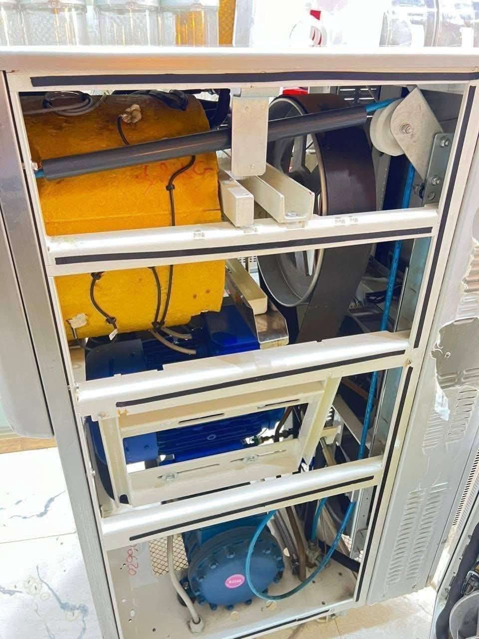 انتاجيه Dsكربيجاني
مديل حديث

مستخدمه موسم واحد 

10لتر 

تبريد هواء 

3فيز

المكينه بلاديه جديده 

السعر والتفاصيل مراسلة الصفحه 

او الاتصال ع الرقم ***********

العنوان البصره
